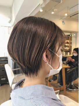 ネオリーブ チロル 横浜西口店(Neolive CiroL.) 春の女性ショート