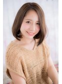アシンメトリーくすみカラー耳かけ小顔ミニボブこなれヘアa1