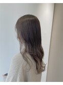 【 イヤリングカラー × ペールグレージュ 】