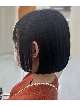 カフーヘアーターチ(Cafu hair Tachi) 切りっぱなし風まるっとボブ
