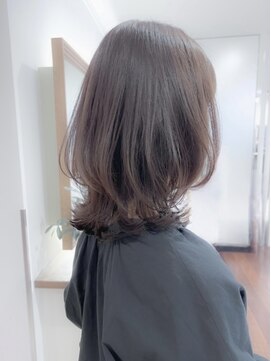 ヴェリーテ(Verite) シアーベージュ×レイヤーロブ