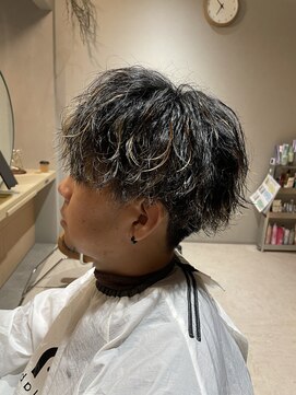 ココラボ(coco labo) ハイライト／波巻きツイストスパイラルパーマ