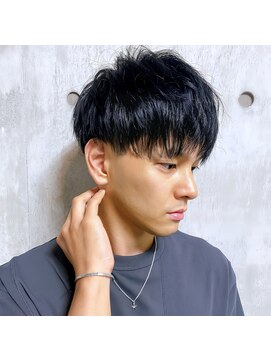 タム(tam) ツーブロック刈り上げマッシュ