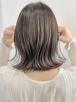 ネックス 表参道本店(nex)&nbsp;デザインカラーレイヤーカットウェットヘアオリーブベージュ白髪