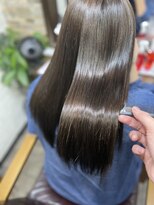 アトリエナガノ(atelier nagano) ニュアンスカラー/センターパート/ツヤ髪スタイル/ブルージュ