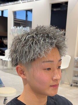 ルースト 京都四条大宮店(ROOST) ホワイトハイライトツイスト