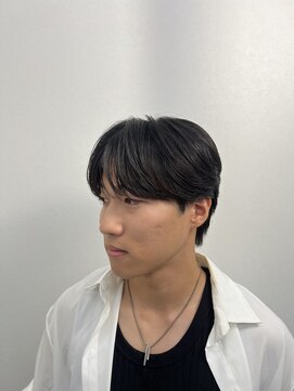 ステージ(STAGE) ダウンパーマ　ニュアンスパーマ　センターパート