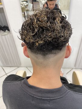 アース 西千葉店(HAIR&MAKE EARTH) ☆ツーブロック×ハードパーマ☆