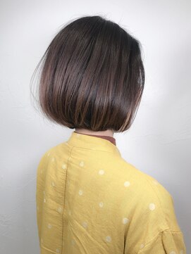 ウィロー(WILLOW) 【WILLOW】カスケーディング×スムースボブ（井下貴史）