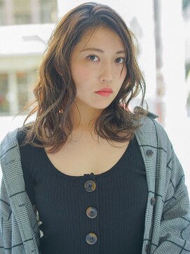 ヘアーループレル(Hair ruup Rell design works) インナーカラー の柔らかアッシュベージュ