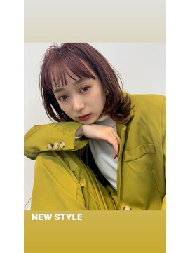 ローウェ 名駅(Louwe) 20代,30代,40代小顔外ハネミディアム[名駅/名古屋駅前]