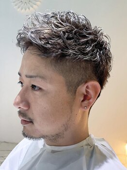 サリル ヘアアトリエ(SALIL hair atelier)の写真/メンズ限定クーポン!カット＋パーマとの組み合わせで朝のスタイリングも簡単に◎あなたに合うstyleをご提案