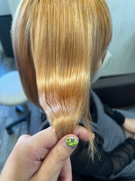 ヘアー リードレス(hair Re:dress) 大人可愛いハイライトうるツヤ髪ストレートロング髪質改善