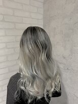 アフィナー(Afinar) ホワイトバレイヤージュ