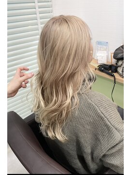 オリビアヘアー(OLIVIA HAIR) ハイトーンミルクティーベージュ