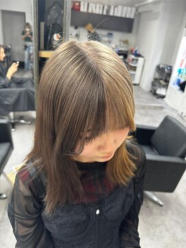 リア(riah) ツートンカラー/ハイトーンカラー/ミディアム