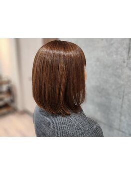 経験豊富なスタイリストが在籍。マンツーマンサロンだからお客様1人1人のお悩みを解決◎