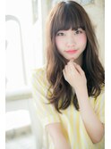 ゆるウェーブの抜け感フェミニa