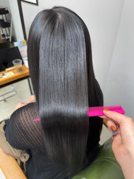 ヘアーアンドビューティーザ エフ(Hair Beauty the F) ＊髪質改善カラー_ブルーブラック_m242