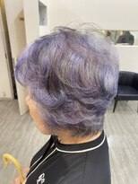 ヴィサージュクオン(VISAGE Quon)&nbsp;ラベンダー×ブルーの上品ショートカラー