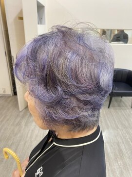 ヴィサージュクオン(VISAGE Quon) ラベンダー×ブルーの上品ショートカラー