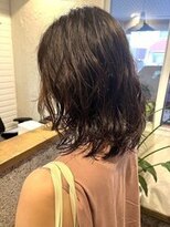 ファム 札幌大通(fam)&nbsp;30代40代秋◎暗めカラー×パーマで魅せる大人くびれミディ