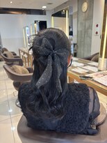 ロハスバイケンジ(LOHAS by KENJE)&nbsp;結婚式・お呼ばれにおすすめ◎ハーフアップカチモリ