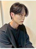 センターパート ツーブロック ニュアンスパーマ 韓国ヘア 20代