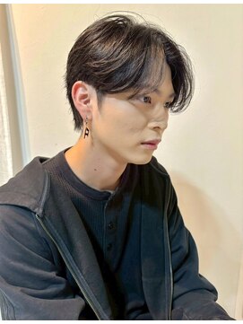 アンニュ(annuy) センターパート ツーブロック ニュアンスパーマ 韓国ヘア 20代