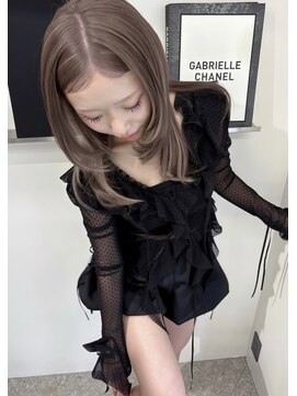 ペレ 栄 アネックス(PELE栄ANNEX) ピンクベージュ/アンブレラカラー/クールショート/前髪/栄