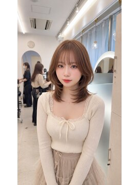 ネモネ バイ ミリー 梅田茶屋町(nemone by milly) 【梅田茶屋町】レイヤーカット×ミルクティーベージュ