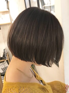 リアンバイアリュール(Lian by Allure) 《Lian by Allure》小田桐　潤　人気ミニボブスタイル