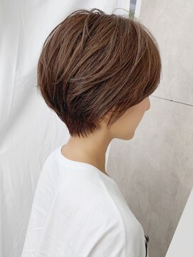 アヴァロン(AVALON) 30.40代にオススメ×絶壁解消×丸みのあるくびれショート◎