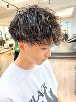 ウェイビーエフティフィフス 横浜西口(WAVEY ft.fifth) メンズマッシュ無造作パーマ波巻きスパイラルパーマ波巻きパーマ
