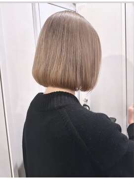 マリン(Marine) 20代30代ハイトーンカラーミルクティーベージュ