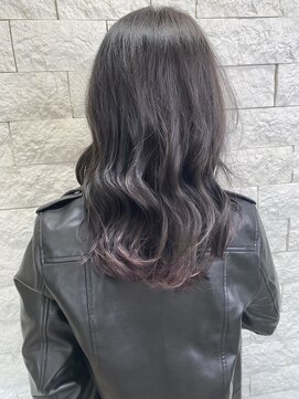 ラヴリア カミツ(LOVERIA KAMITSU) グレー×裾レッド