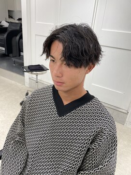 フィフス 栄(fifth) 波巻きパーマツイストスパイラルセンターパートツーブロック