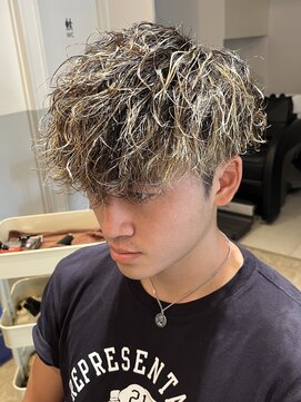 ノイセル(Noisyle) ☆外国人風スペインカール×ハイライトーguestsnap
