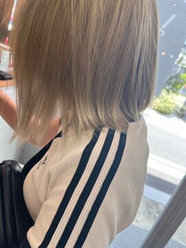 ブルーアンドカンパニー(BLUE&Co.) ブロンドカラー