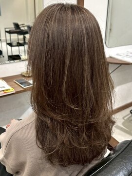 ルイ(ROUIS produced by LUCK 津田沼) ROUIS 津田沼 ハイライト×ベージュ