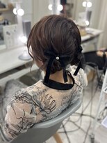 ラモ(RAMO)&nbsp;周りと被らないツイン団子ヘアセット