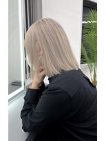 ランズ アネックス 梅田(LANDS ANNEX) ホワイトベージュ 大阪 梅田 韓国