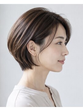アース オーセンティック 松山銀天街店(EARTH Autentic) ショートボブ