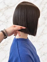 ビジューラ(BIJOURA.) 切りっぱなしBOB