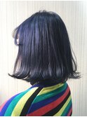 春夏 外ハネ 簡単スタイリング ブリーチカラー ネイビーブルー