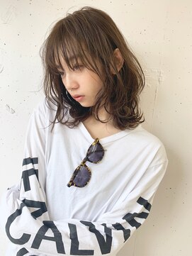 ヴェイン 渋谷(vain) 【vain#B】ひし形くびれレイヤーウルフ☆ 透明感ベージュ☆