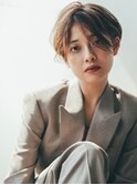 くびれヘア顔周り韓国レイヤーカット黒髪ショートミディアム/柏