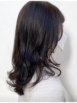 アンドチル(And Chill)&nbsp;軽やかレイヤースタイル