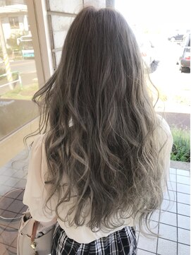 ウェアーズ(WARES) グラデーショングレージュ◎20代30代40代