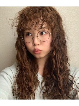 シン(Sinm。) スパイラルパーマ